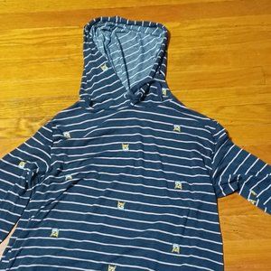 corgi copped top sweater